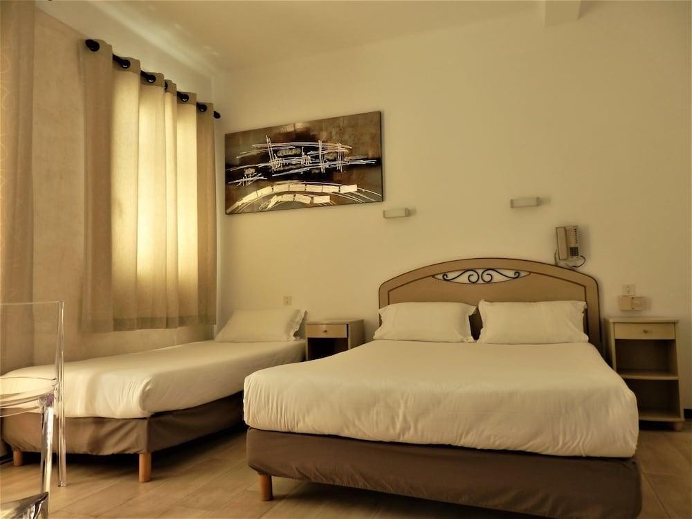 Hotel Marengo Аячо Екстериор снимка